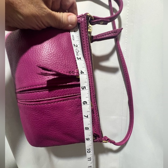 Fossil Magenta Leather Crossbody Bag - Picture 5 of 12
